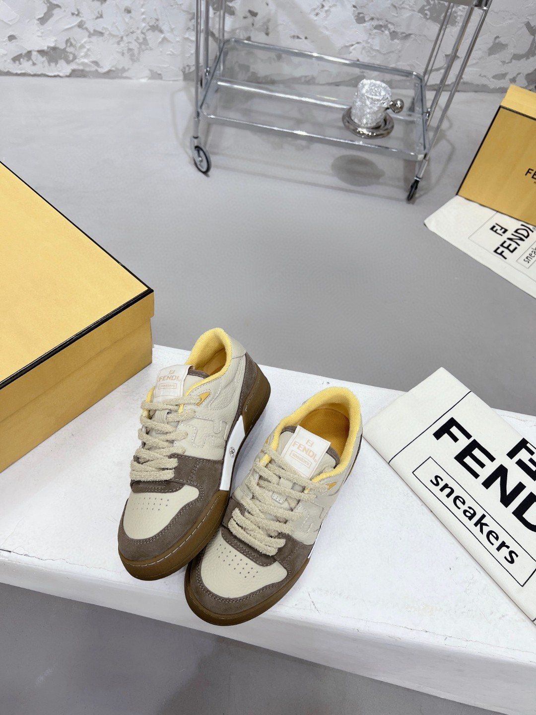 F**di FD F**di Match Low Tops Sneakers Brown For Women 7E1493AHH2F1FHU