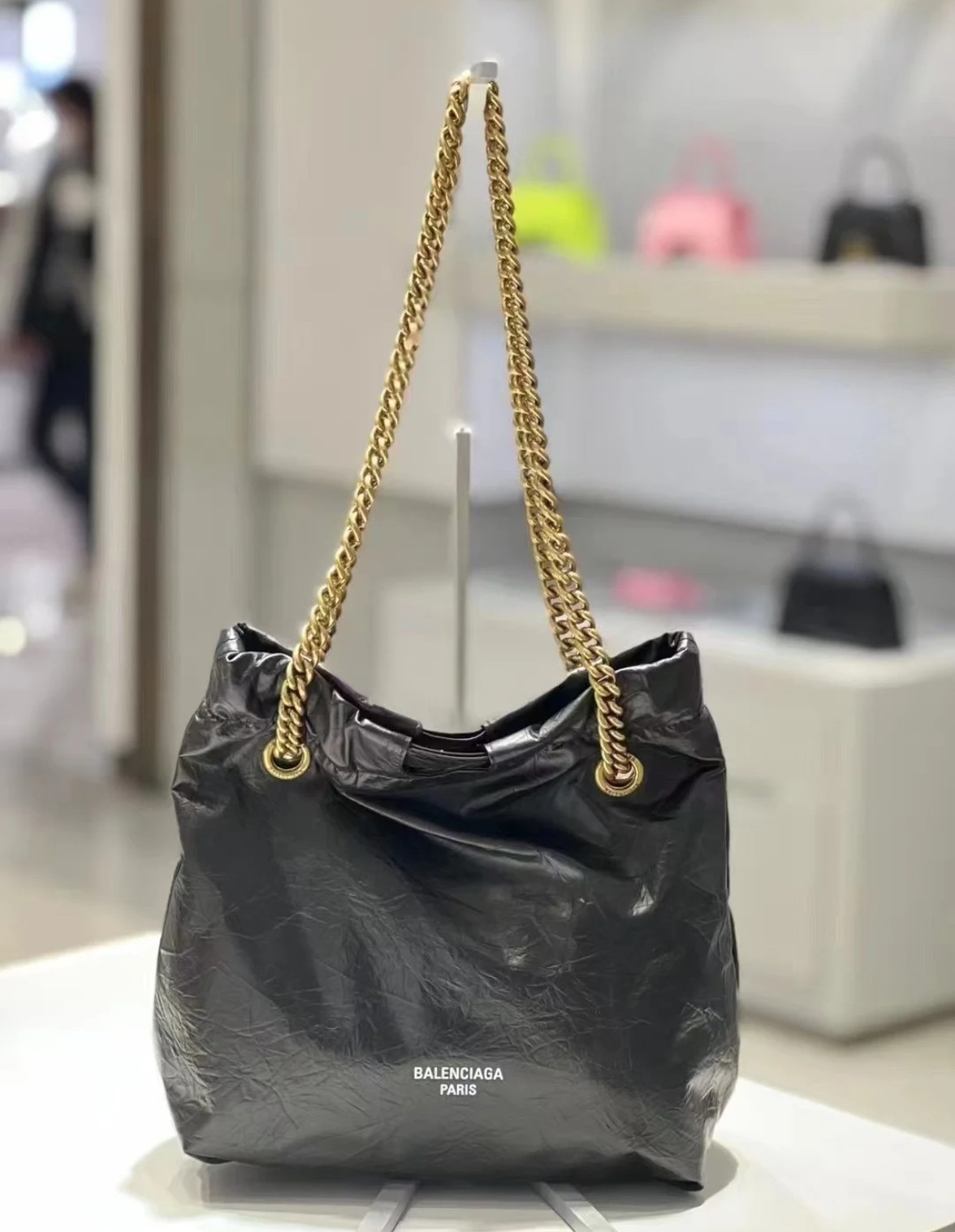 Ba1en*iaga Crush Small Tote Bag Black For Women‎ 10.2in/25.9cm 742942210IT1000