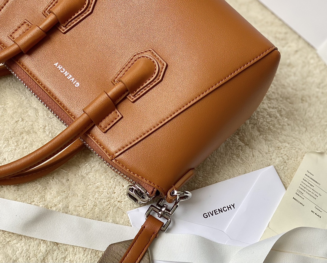 Givenchy Mini Antigona Sport Bag Brown/Black/Beige For Women‎ 8.7in/22cm BB50NVB1HT-001