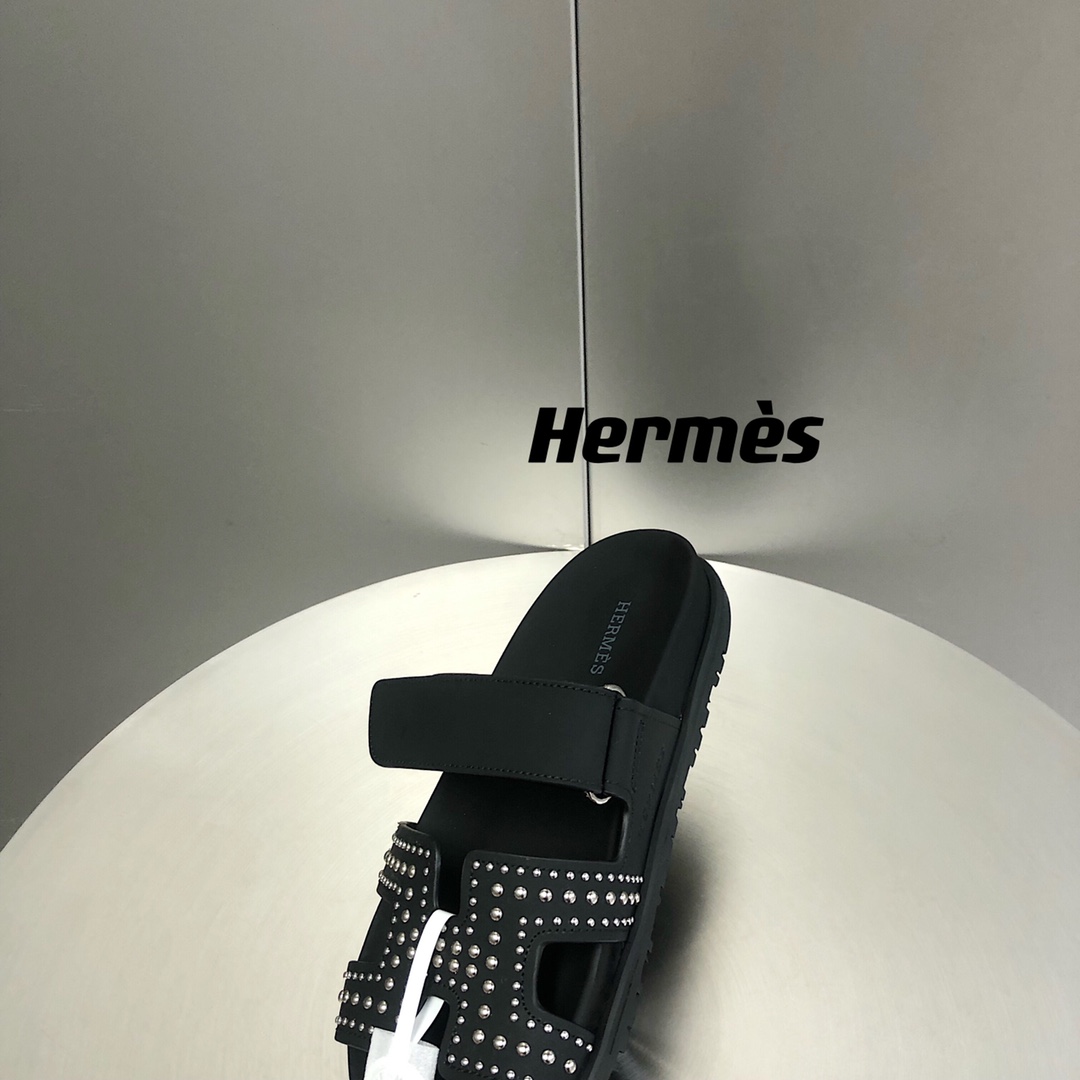 H**me5 Chypre Sandal Black For Men