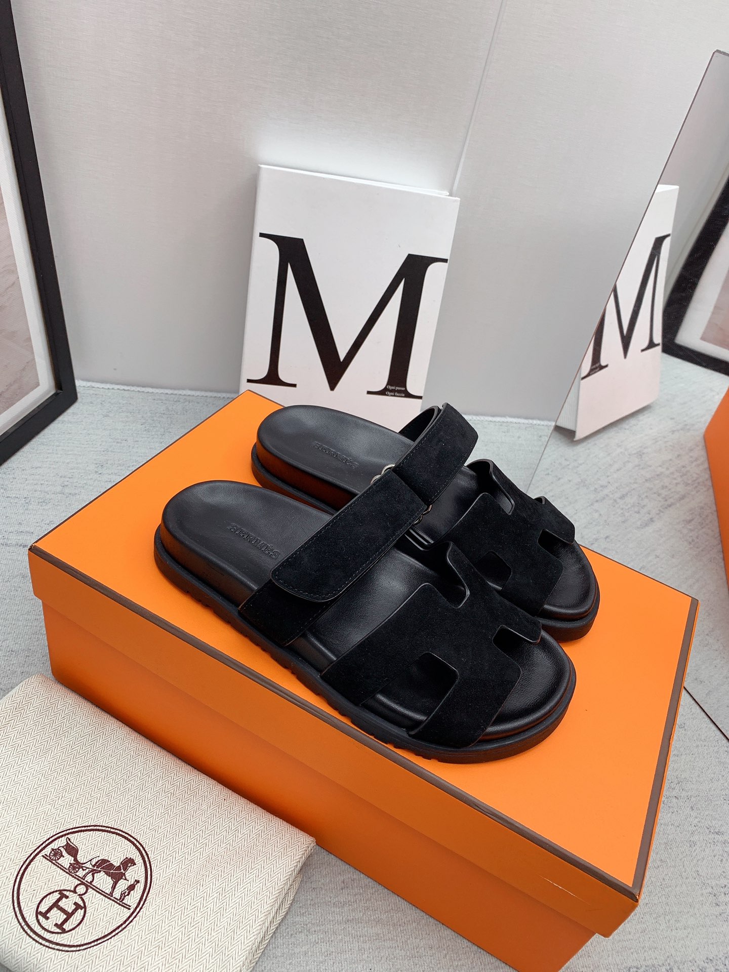 H**me5 Chypre Sandal Black For Men