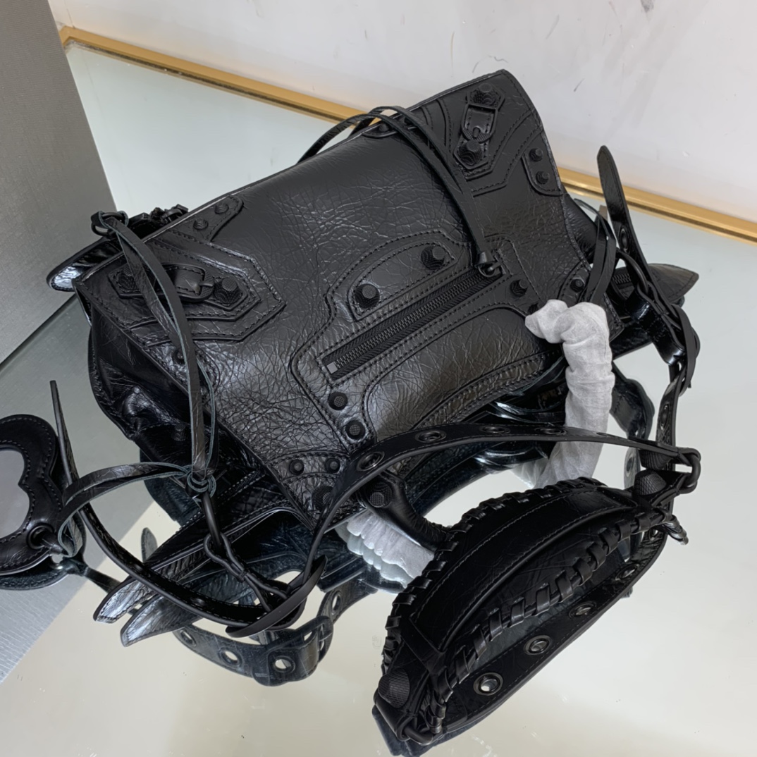 Ba1en*iaga Neo Cagole City Small Handbag Black/Silver For Women‎ 13in/33cm