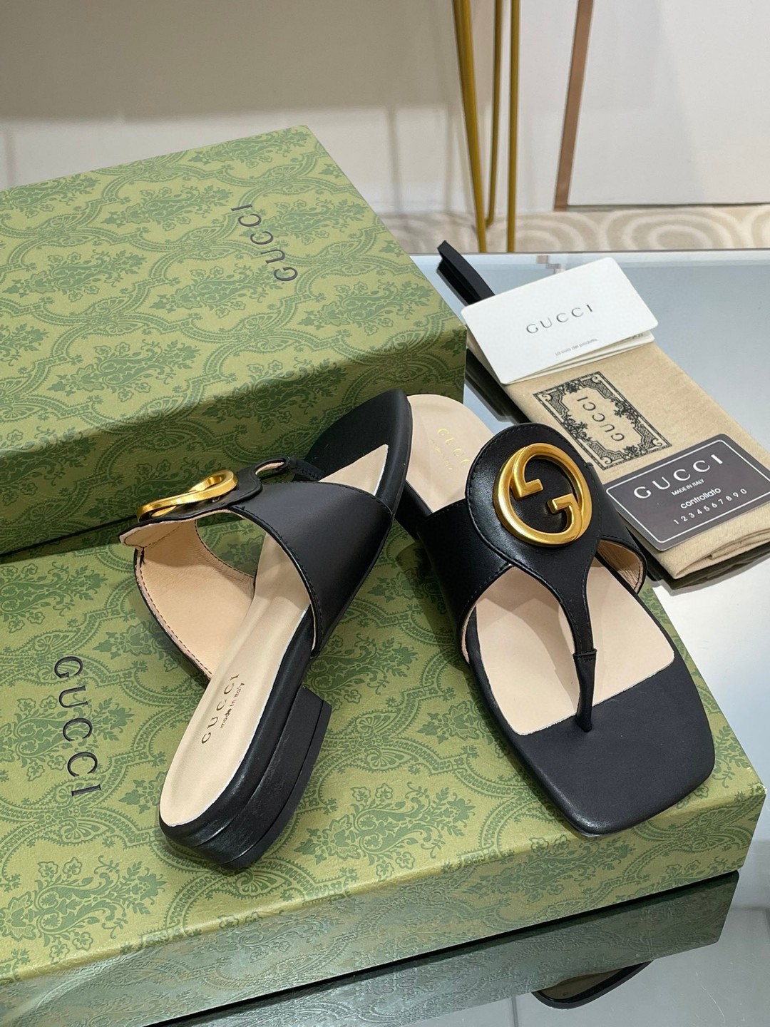 Gvc*1 Blondie Thong Sandal Black For Women ‎739048 C9D00 1000