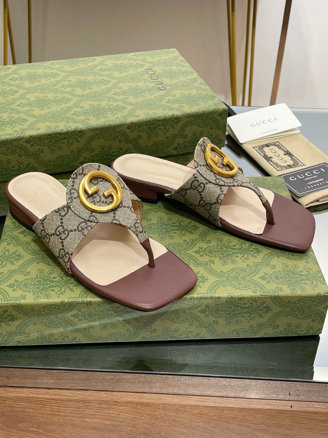 Gvc*1 Blondie Thong Sandal In Monogram Brown For Women ‎‎