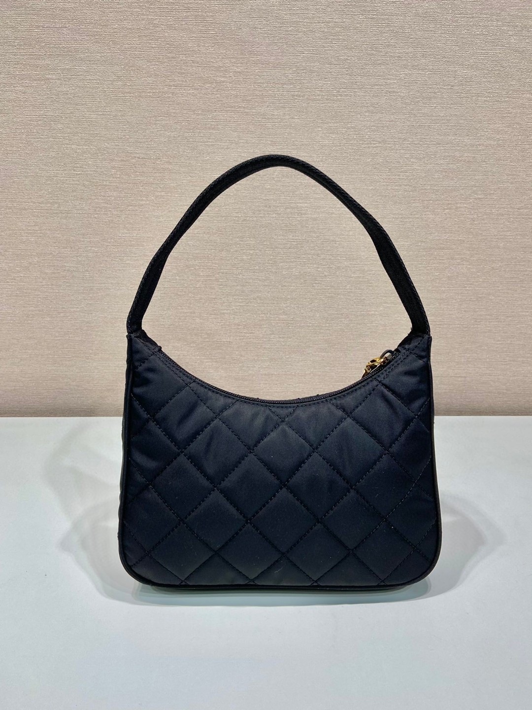 Pra*a Contenitore Maniglia Tessutu Quilted Shoulder Bag Black For Women 9.1 in / 23 cm