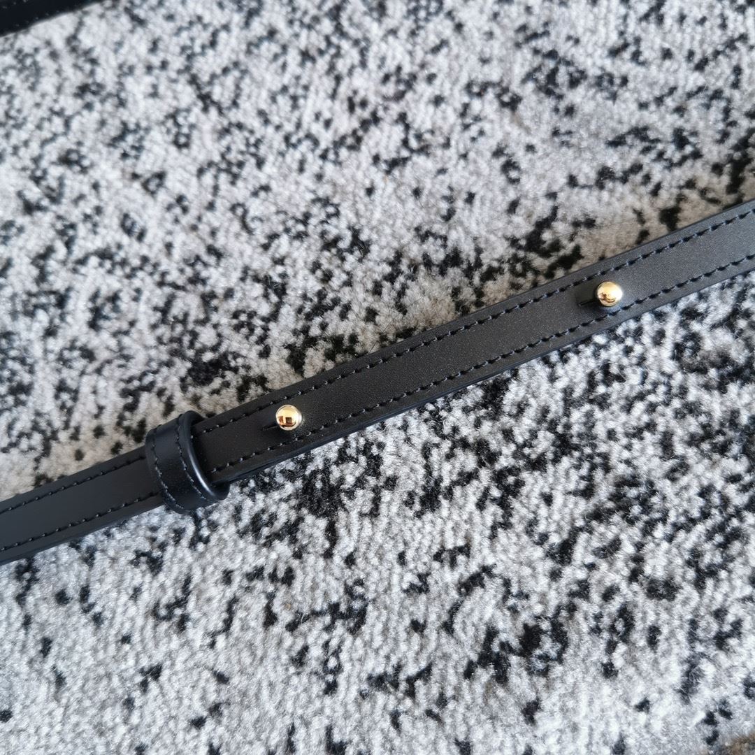 Ce1i*e Oval Bag Cuir Triomphe In Smooth Black/White/Brown For Women‎ 8in/20cm 198603DXC.38NO