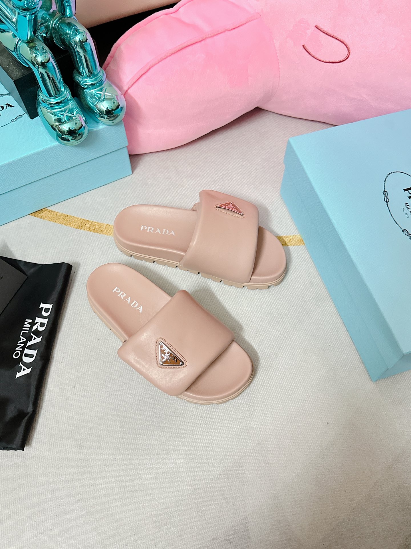 Pra*a Soft Padded Nappa Slides Light Pink For Women 0.8 in/ 2cm