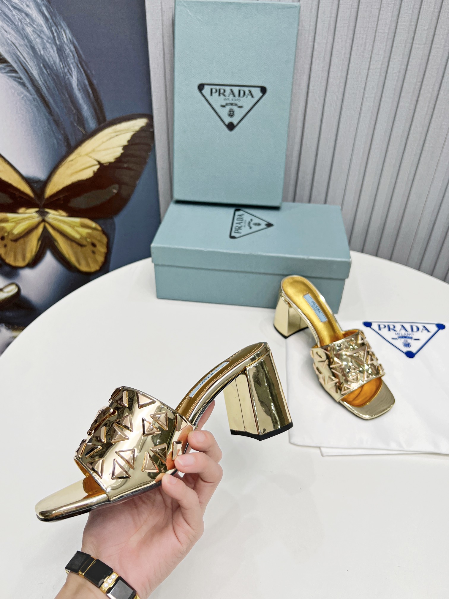 Pra*a Studded Metallic Mules Gold Tone For Women 2.6 in/ 6.5cm 1XX647_3LL5_F0522_F_065