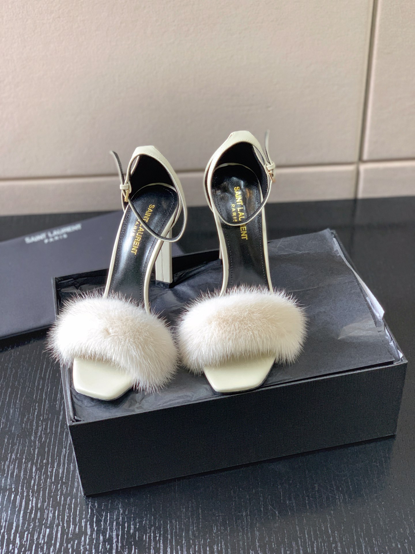 Sa1nt Lau*nt Bea Ankle Strap Sandals White For Women