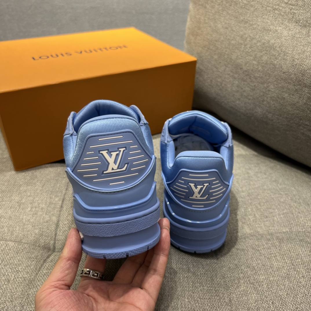 L0vis Vvtt0n LV Trainer Sneaker Blue For Men 1AARFU