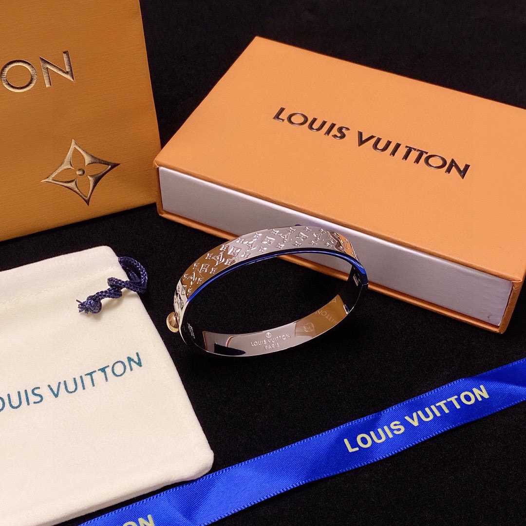 L0vis Vvtt0n Bracelet Silver For Women