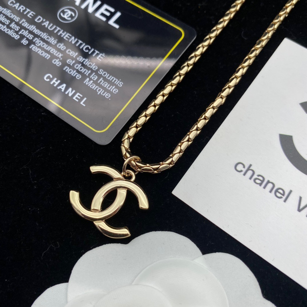 Ch**el CC Necklace Gold For Women