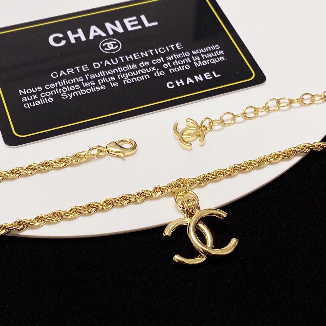 Ch**el CC Necklace Gold For Women