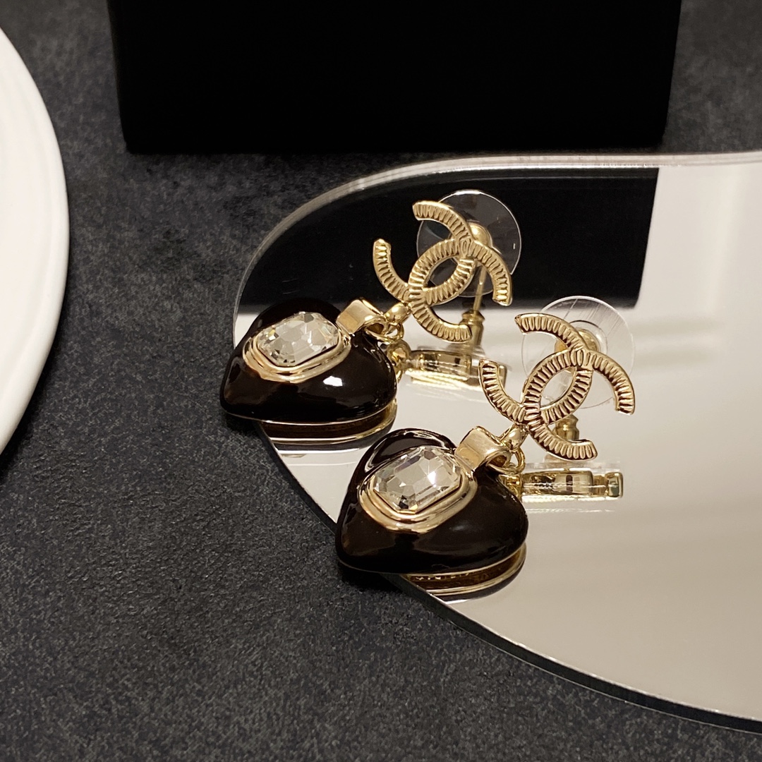 Ch**el Heart Earrings Black For Women