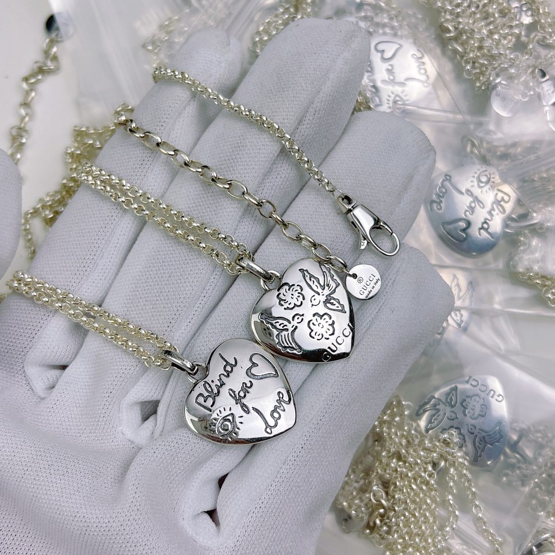 Gvc*1 Heart Shaped Necklace Silver For Women