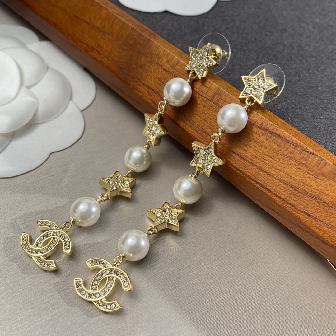 Ch**el Long Star Earrings Gold For Women