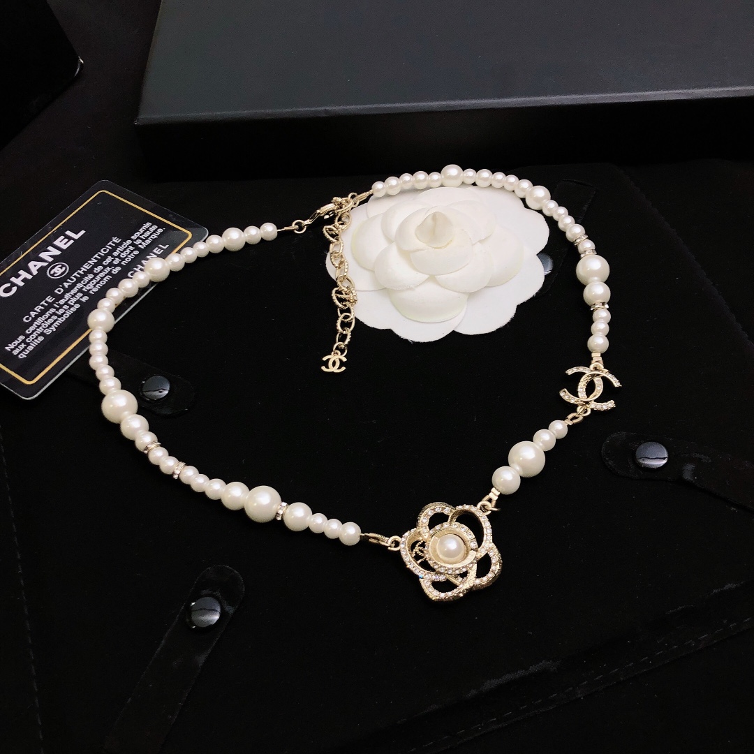 Ch**el Pearl Necklace With Flower Gold Tone For Women