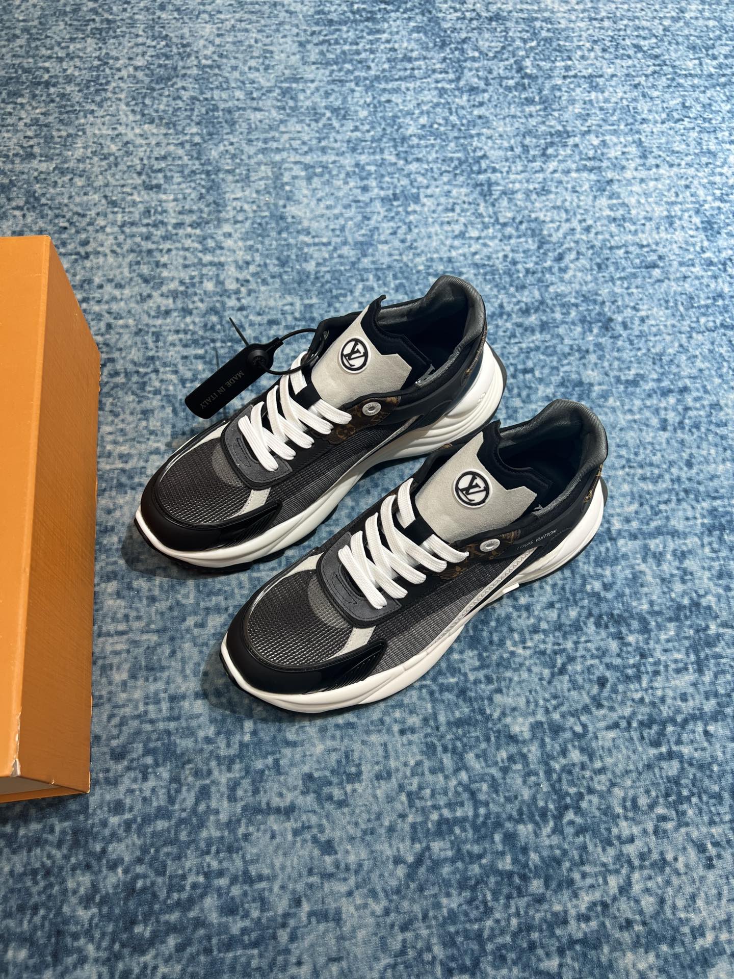 L0vis Vvtt0n Run 55 Sneaker Black For Men