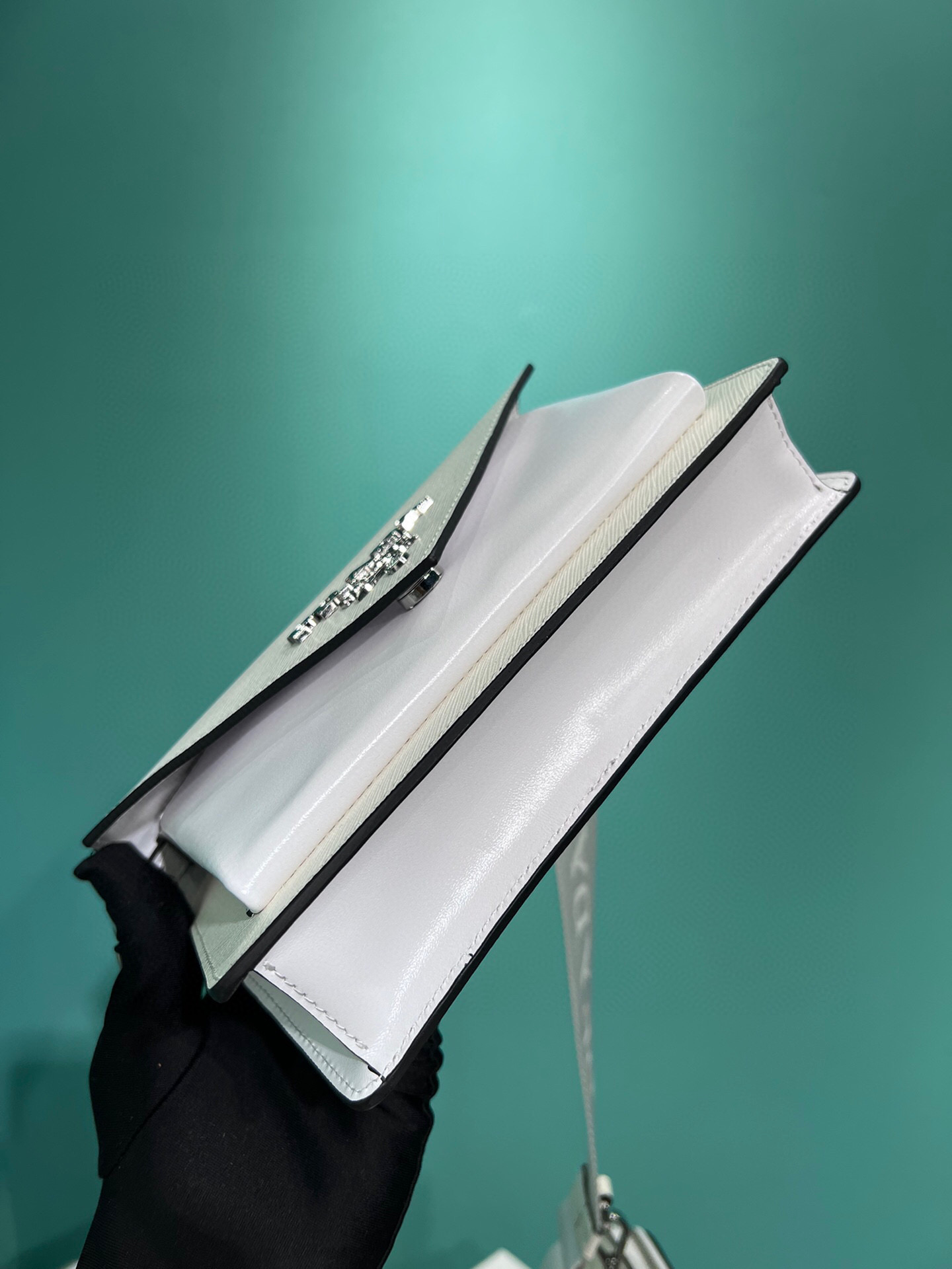 Pra*a Saffiano Mini Envelope Bag In White For Women 7.8 in/ 20cm 1BP020_2EVU_F0009_V_N2O