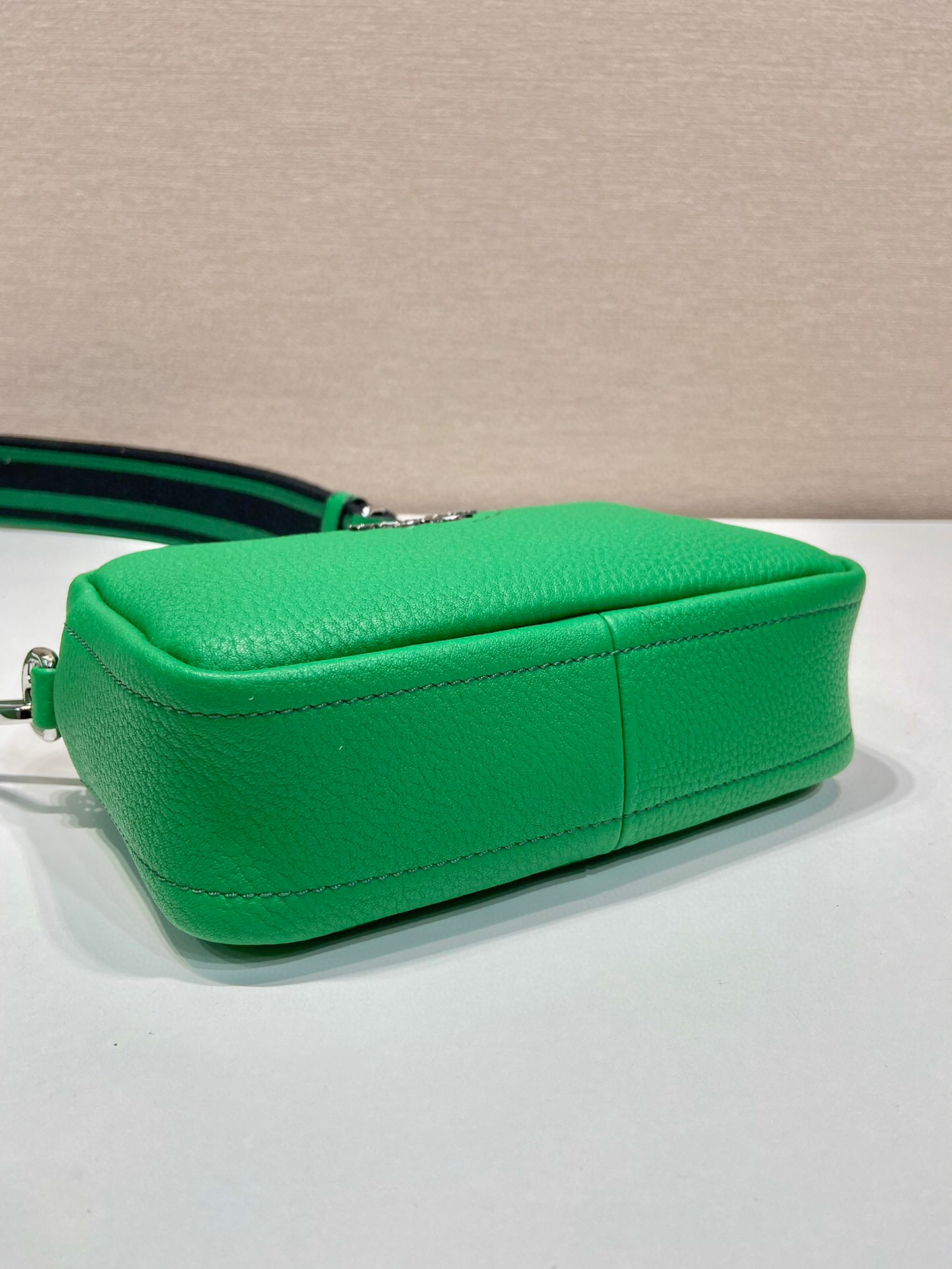 Pra*a Small Shoulder Bag In Green For Women 7.5in/ 19cm 1BH192_2DKV_F0YFM_V_3OO