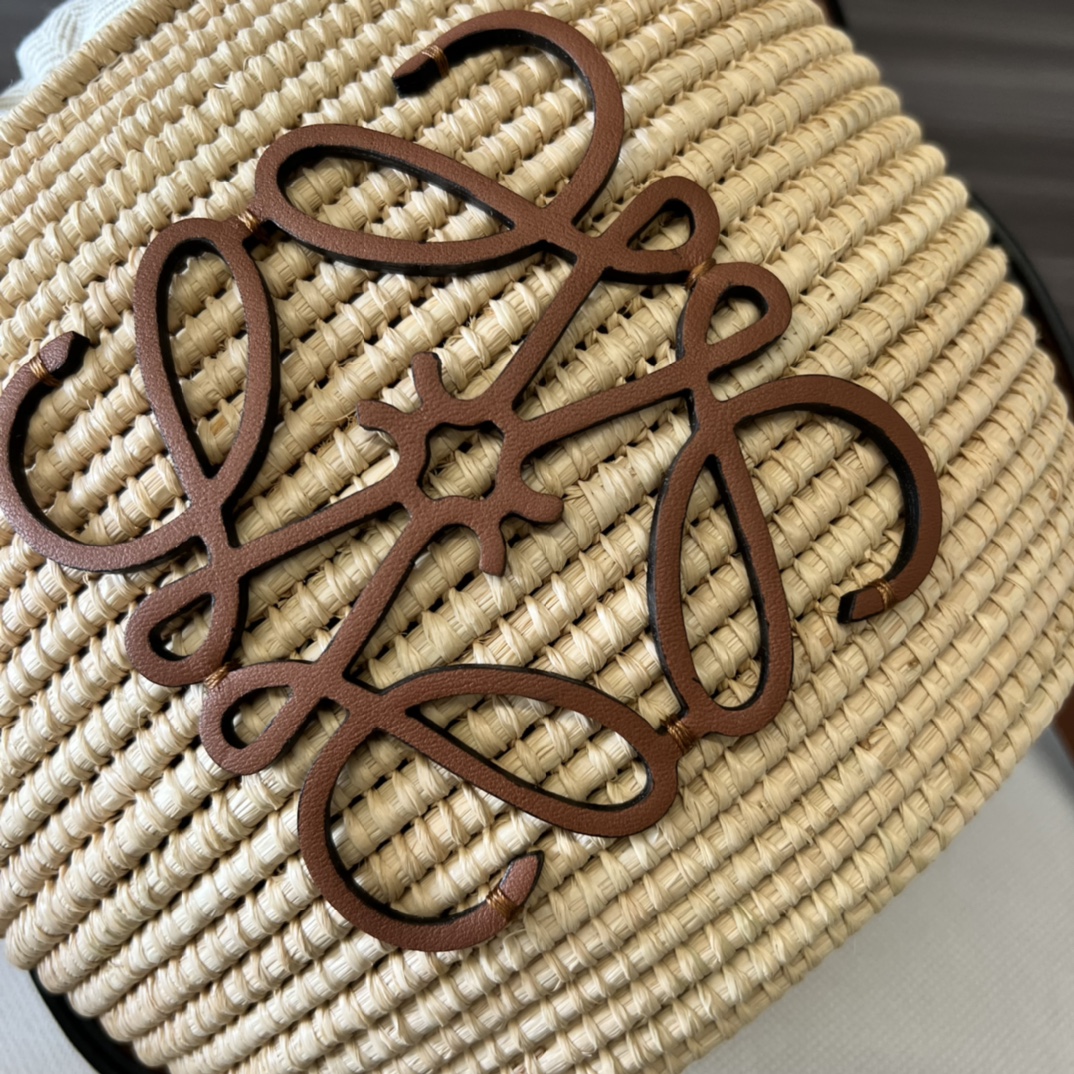 L0ew* Beehive Basket Bag Beige/Brown For Women 7.9in / 20cm A223Z48X03