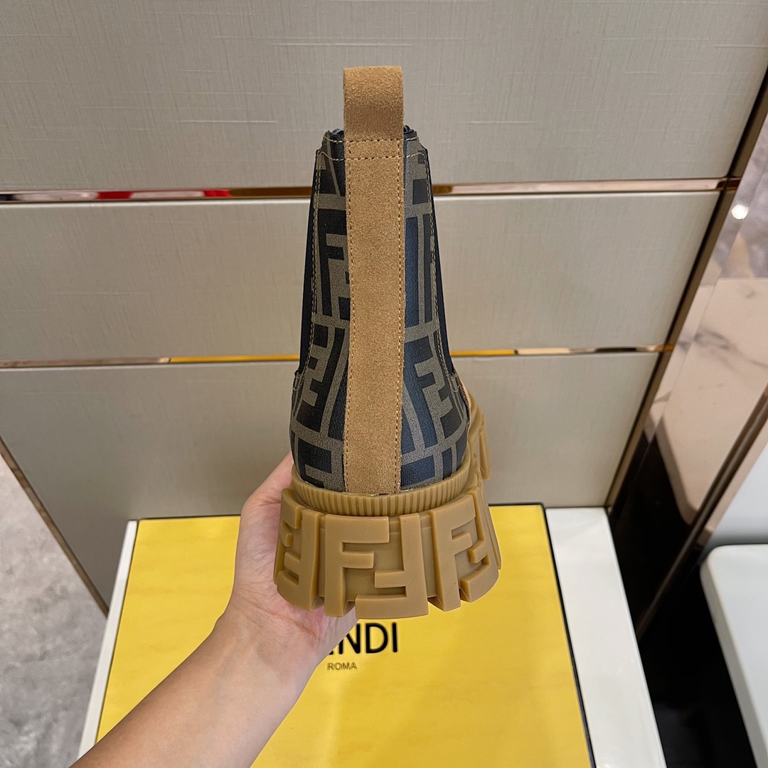 F**di Chelsea Boots Brown For Men