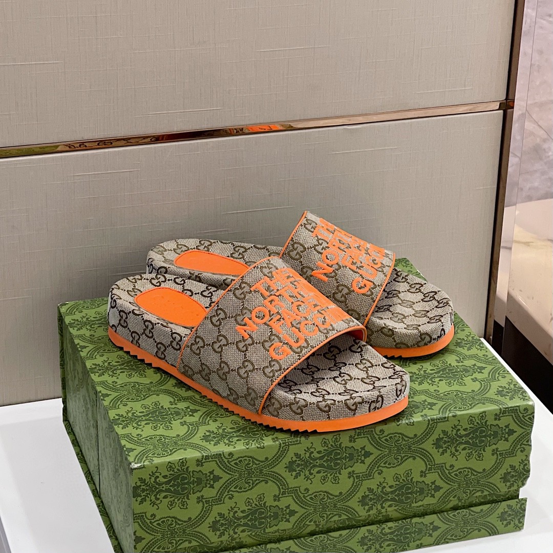 Gvc*1 GG Canvas Slide Sandal Grey For Men