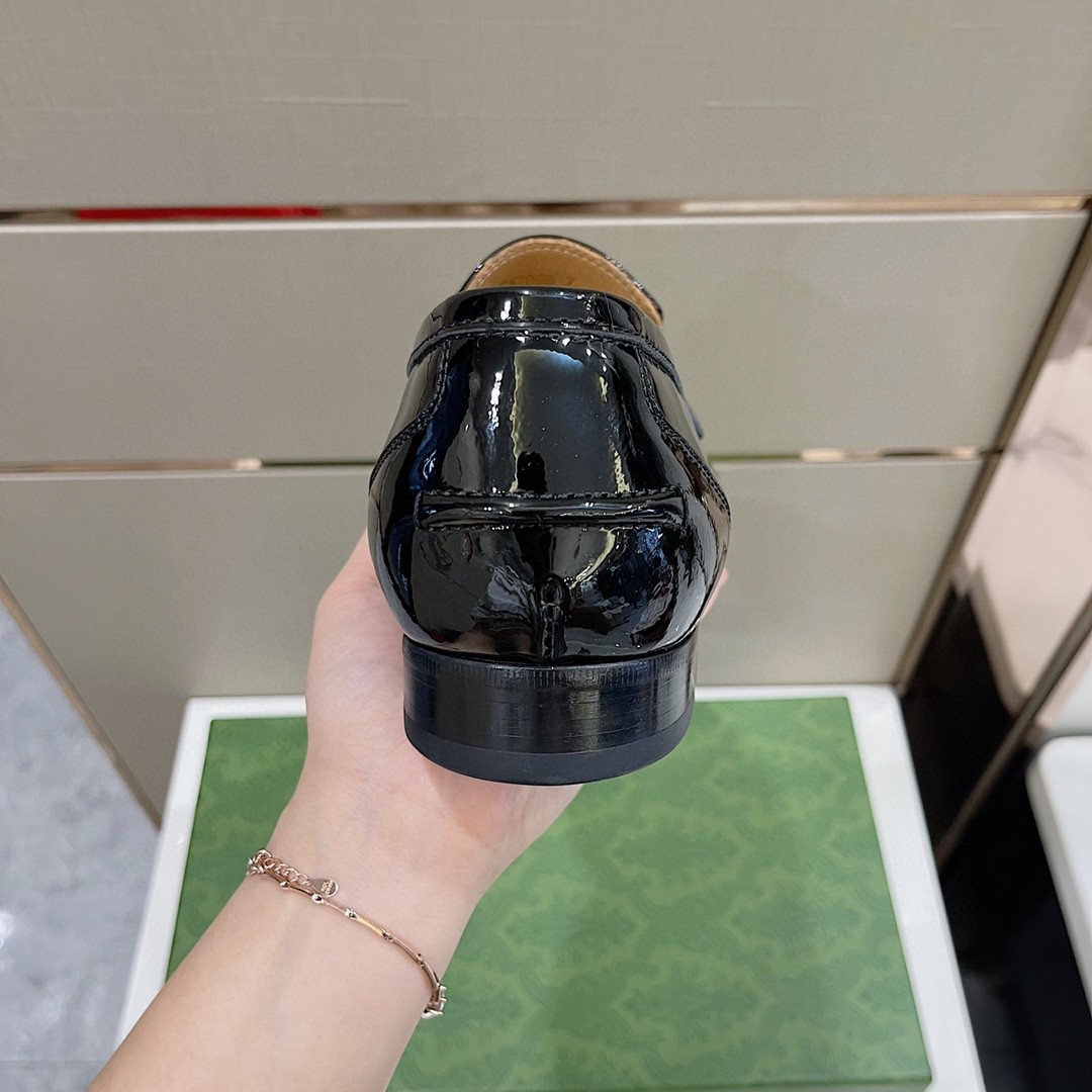 Gvc*1 Loafer With Interlocking G Black For Men