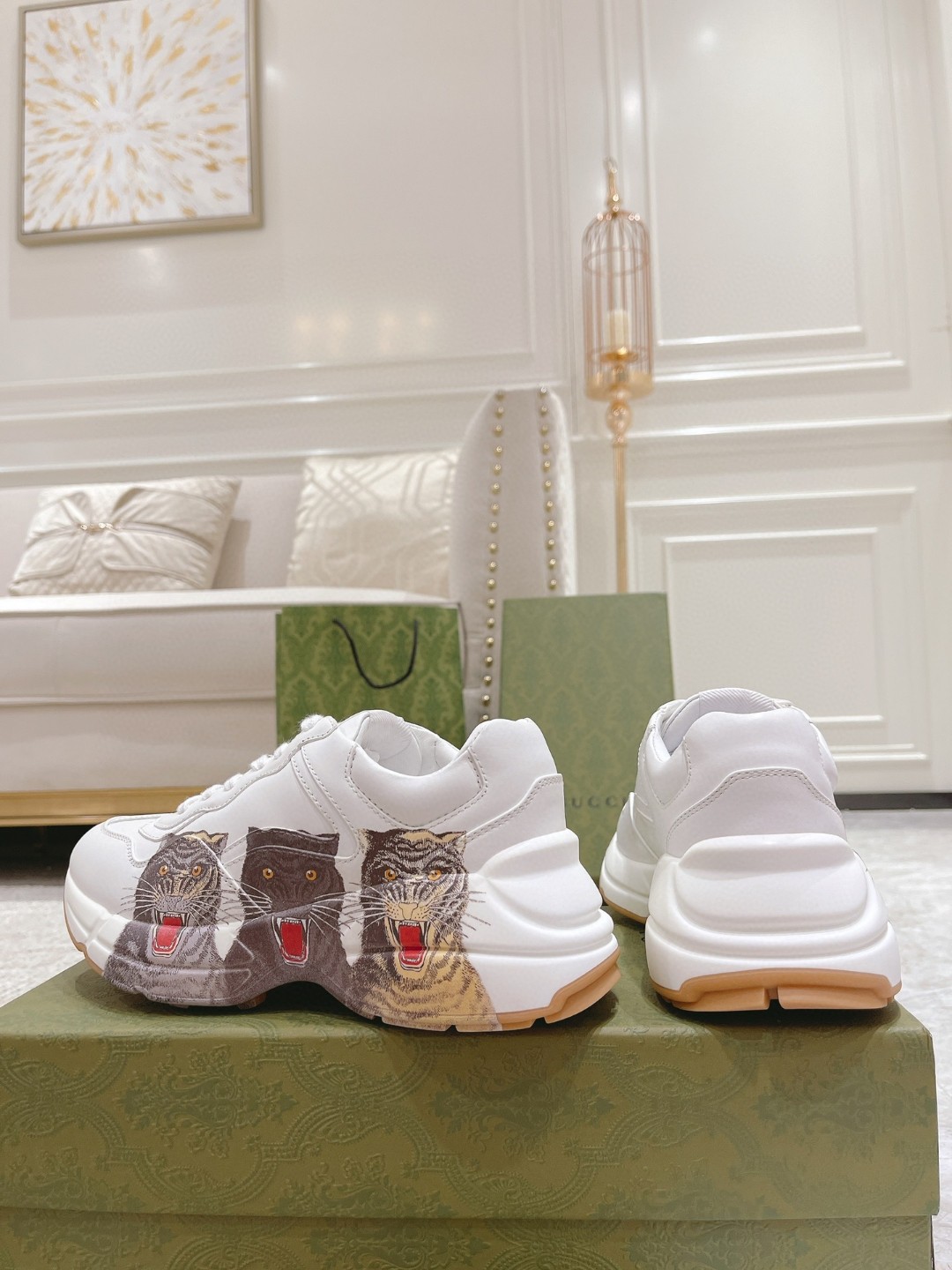 Gvc*1 Rhyton Tiger Sneaker White For Men 576050-DRW00-9014