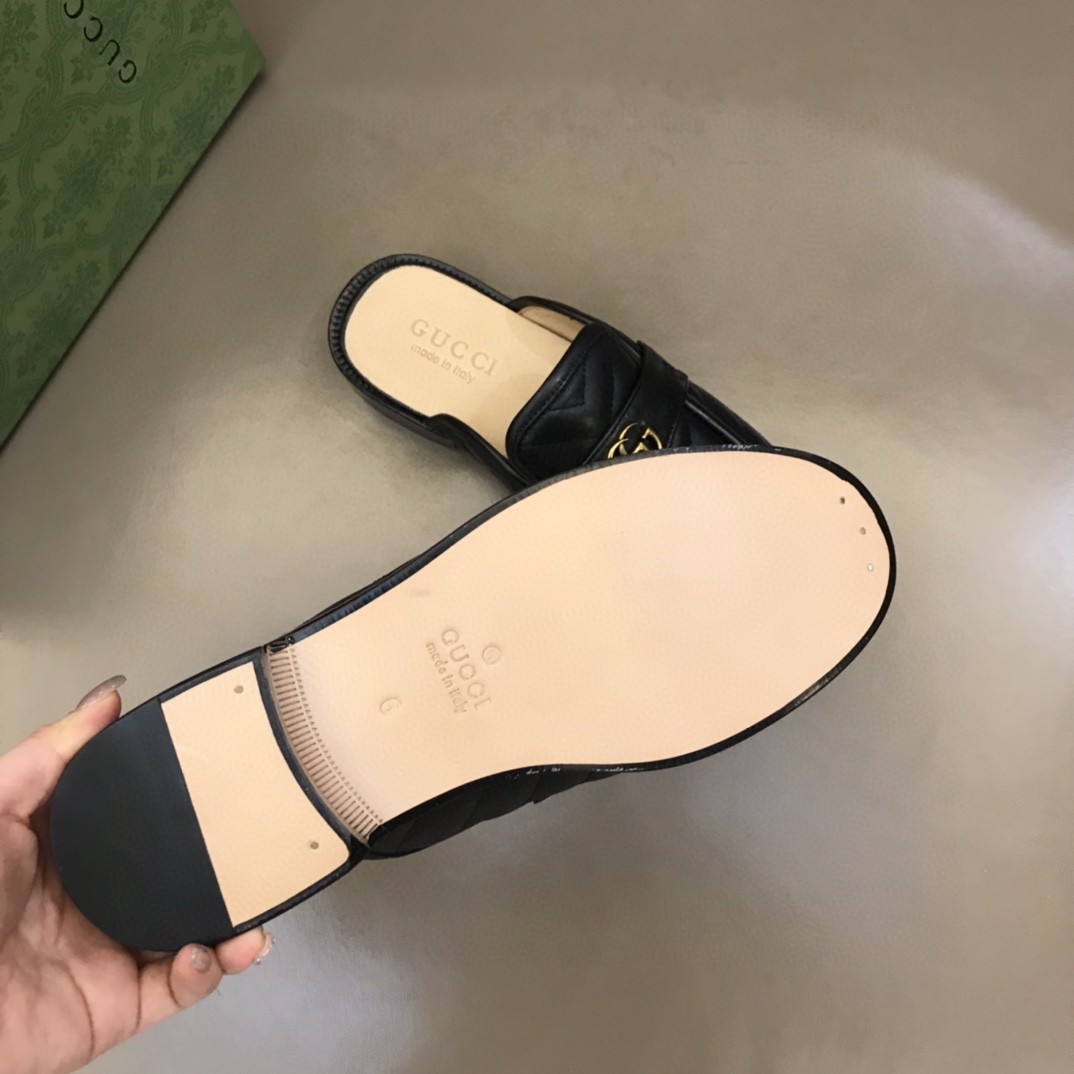 Gvc*1 Slipper With Interlocking G Black For Men