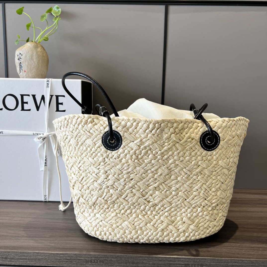 L0ew* Small Anagram Basket Bag Beige/Black For Women 15in / 38cm A223P65X01