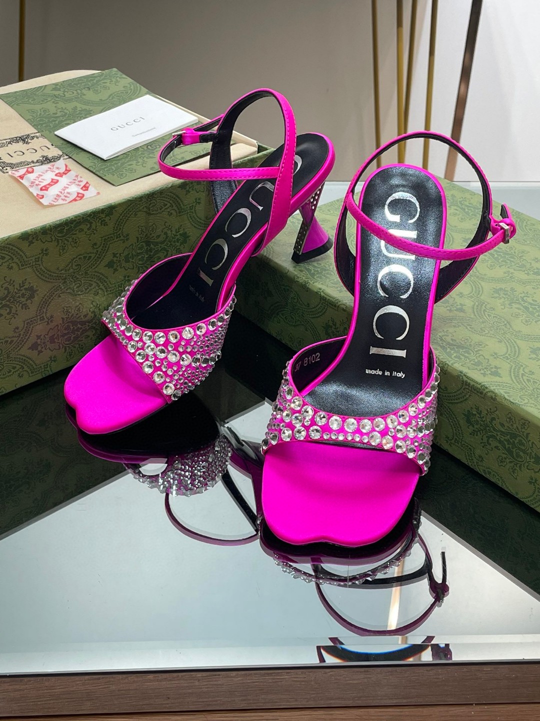 Gvc*1 Sandal With Crystals Pink For Women