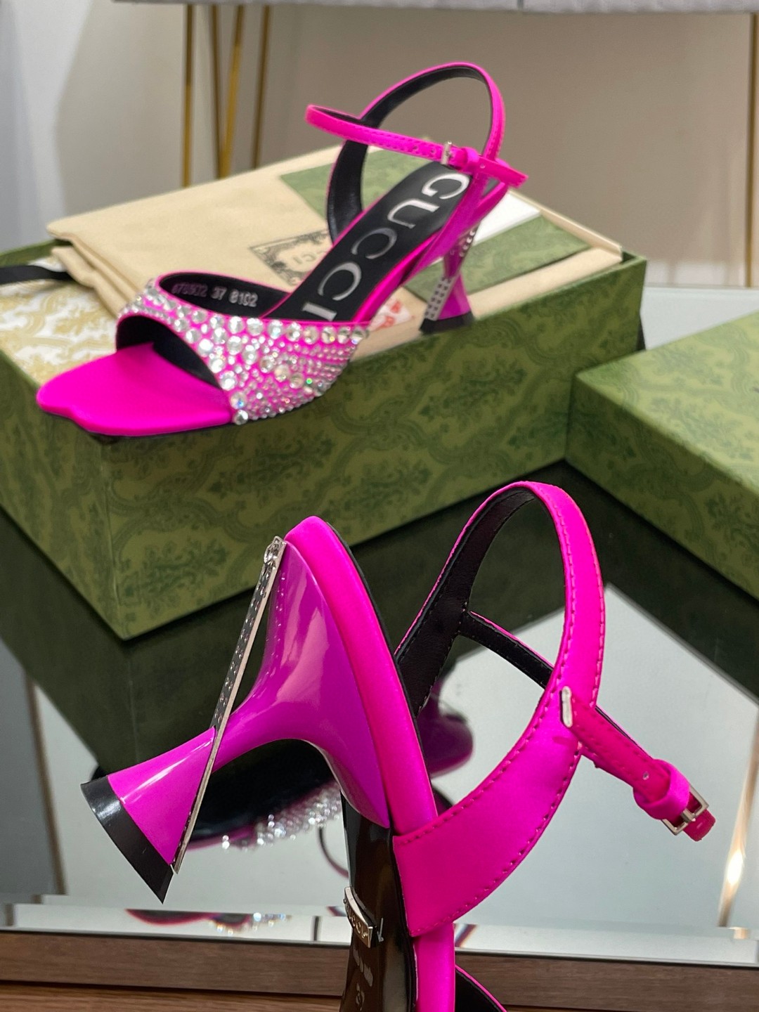 Gvc*1 Sandal With Crystals Pink For Women