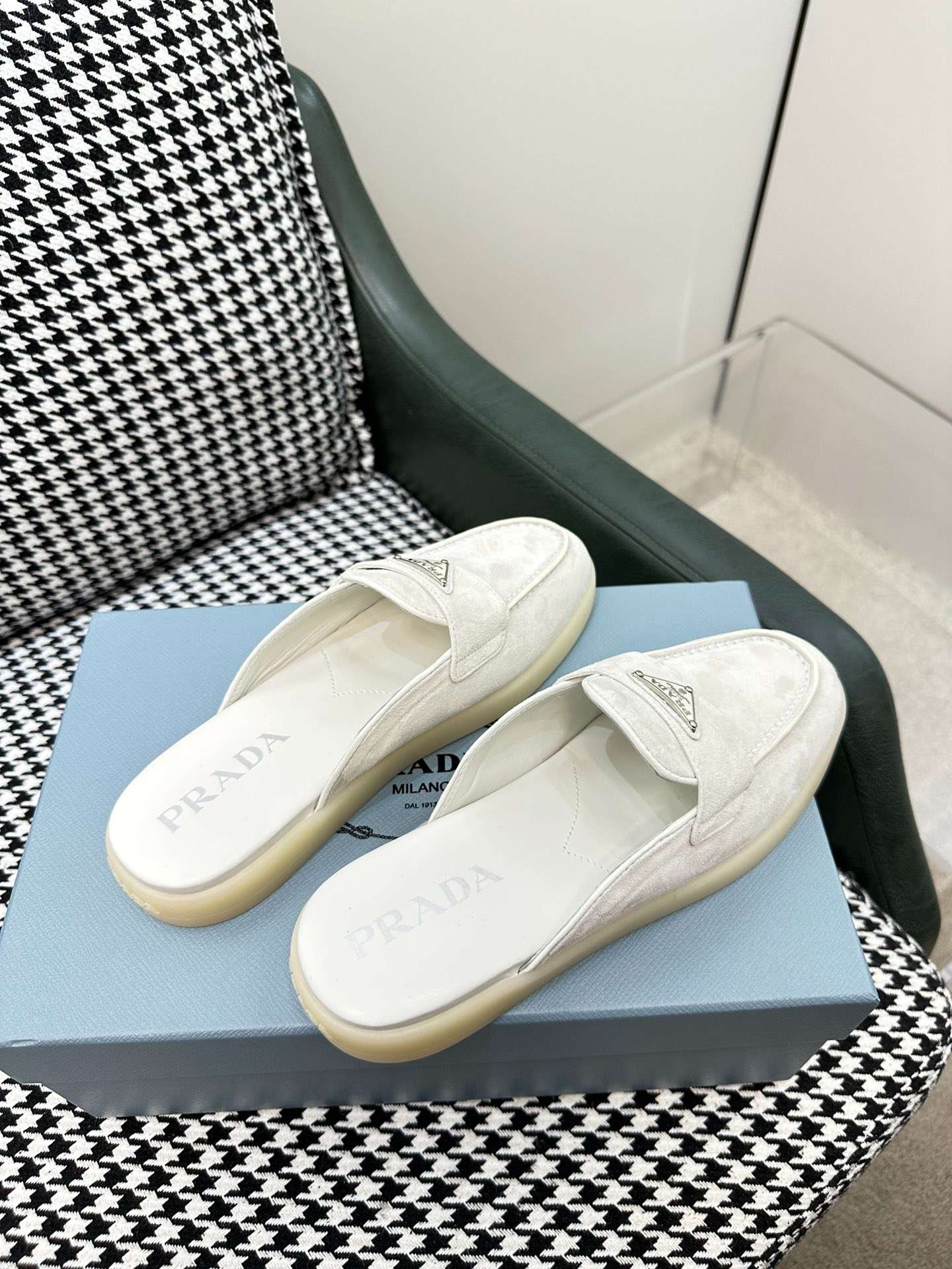 Pra*a Brushed Sabots White For Women