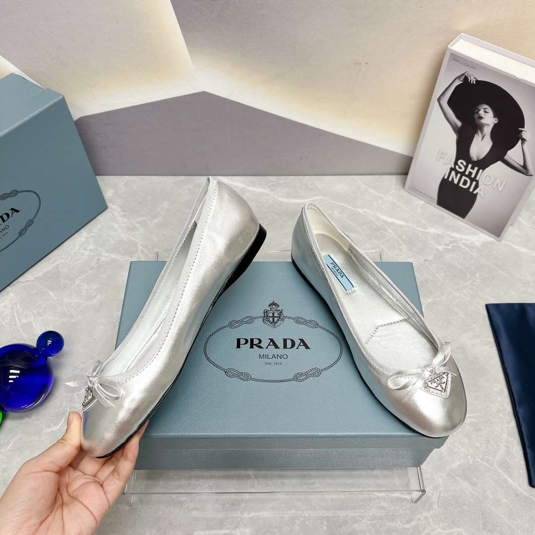 Pra*a Nappa Ballerinas Silver For Women