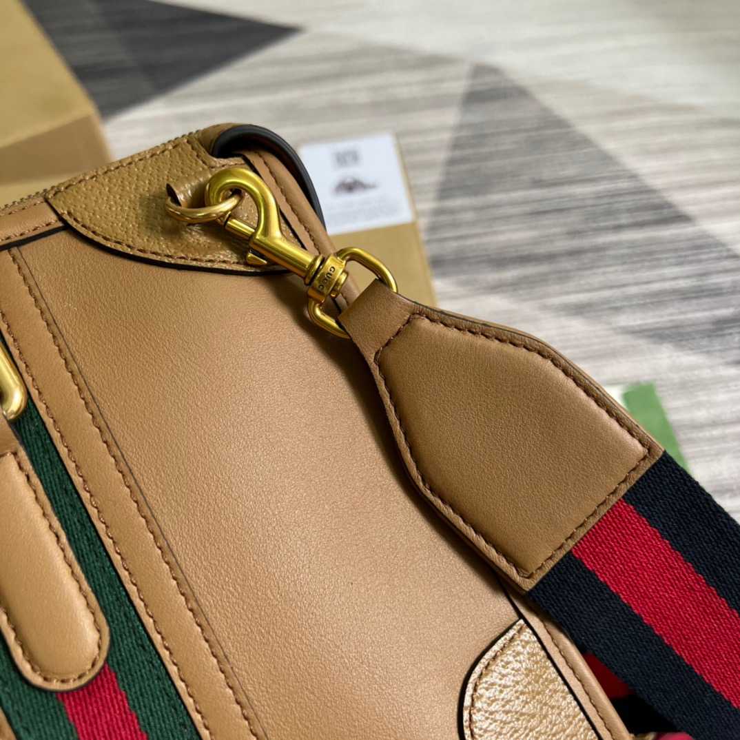 Gvc*1 Double G-Detailed Smooth Medium Handbag Brown For Men 13.3 in/ 34 cm