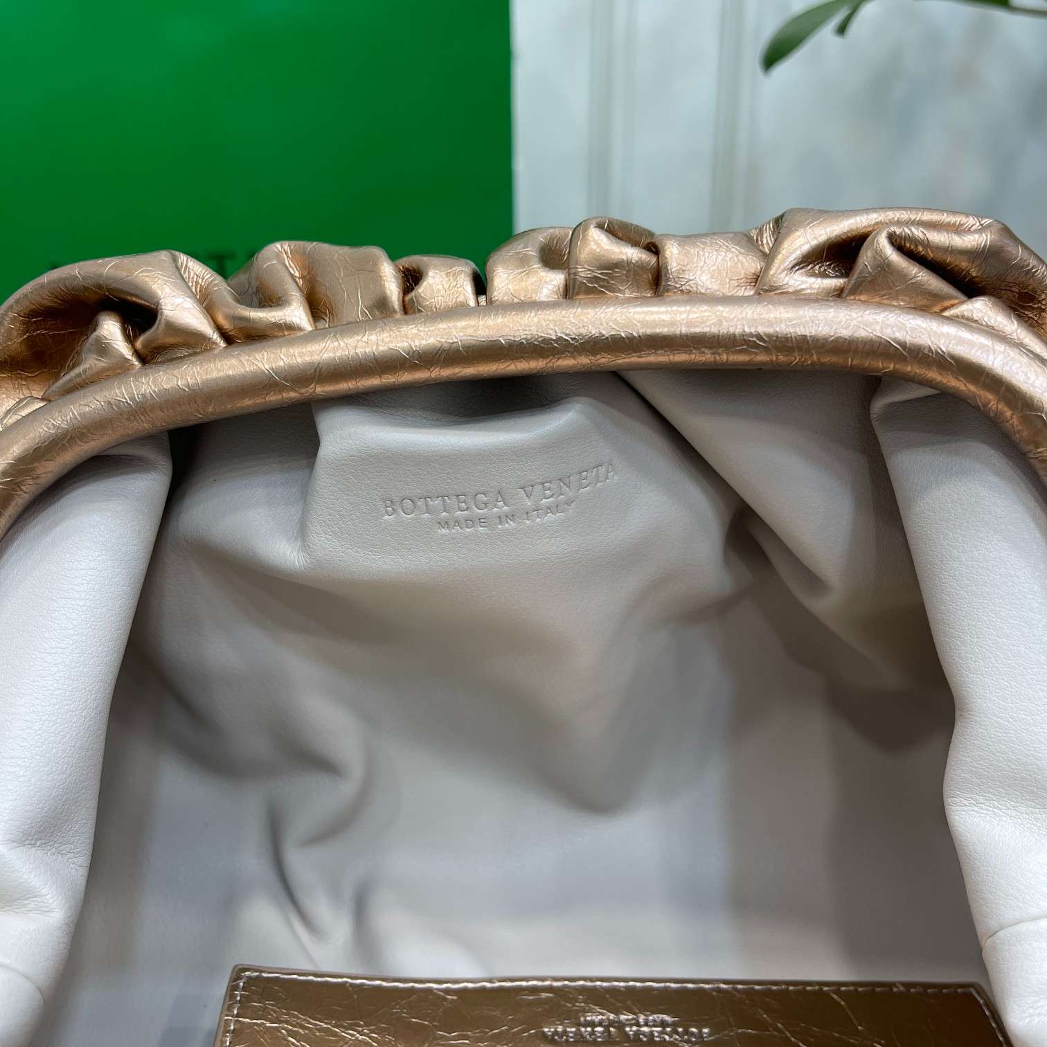 B0tt*ga Ven*ta Pouch Teak Brown For Women 12.2in/31cm