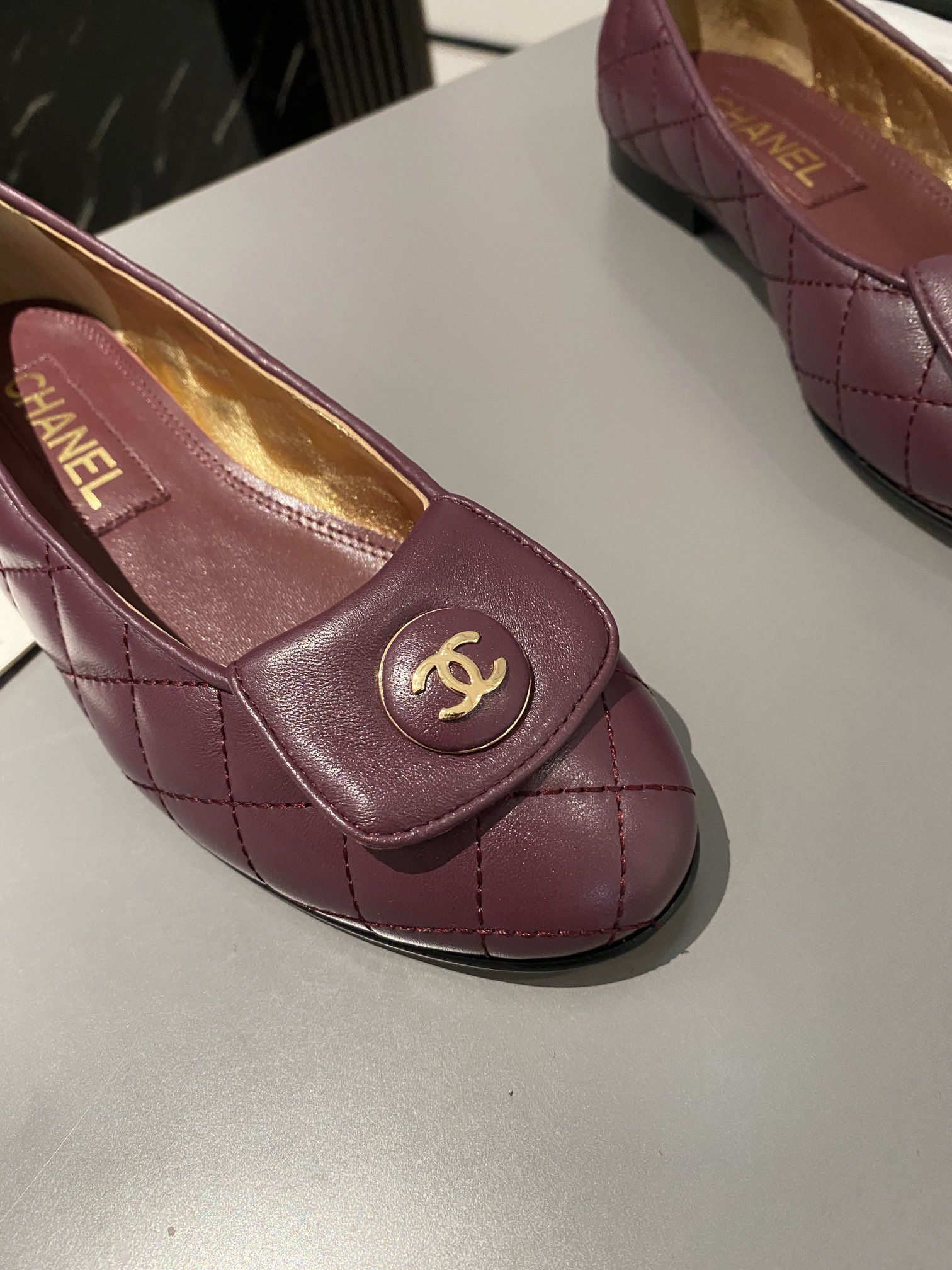 Ch**el Ballet Flats Burgundy For Women