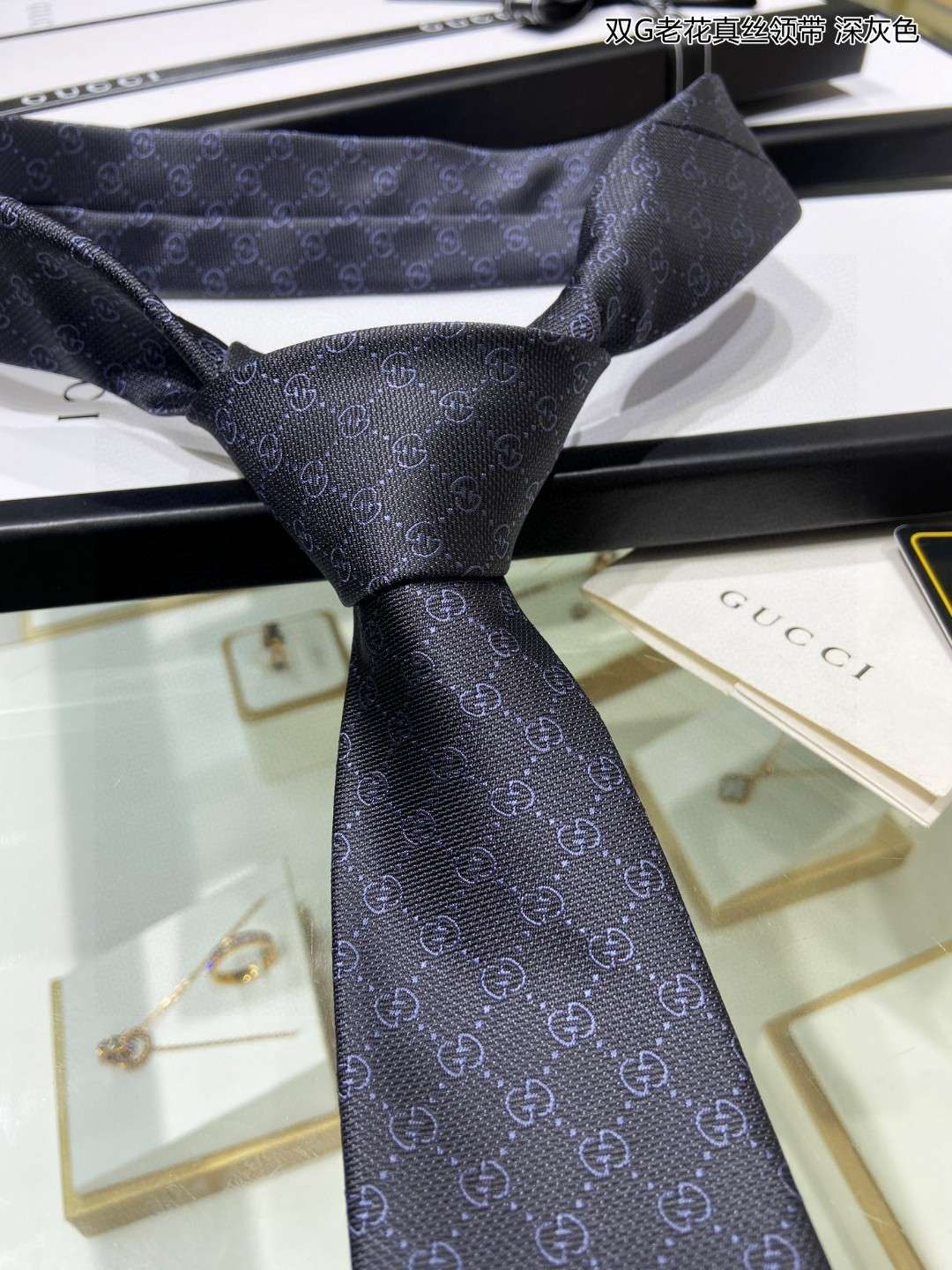 Gvc*1 Pattern Silk Tie Black For Men