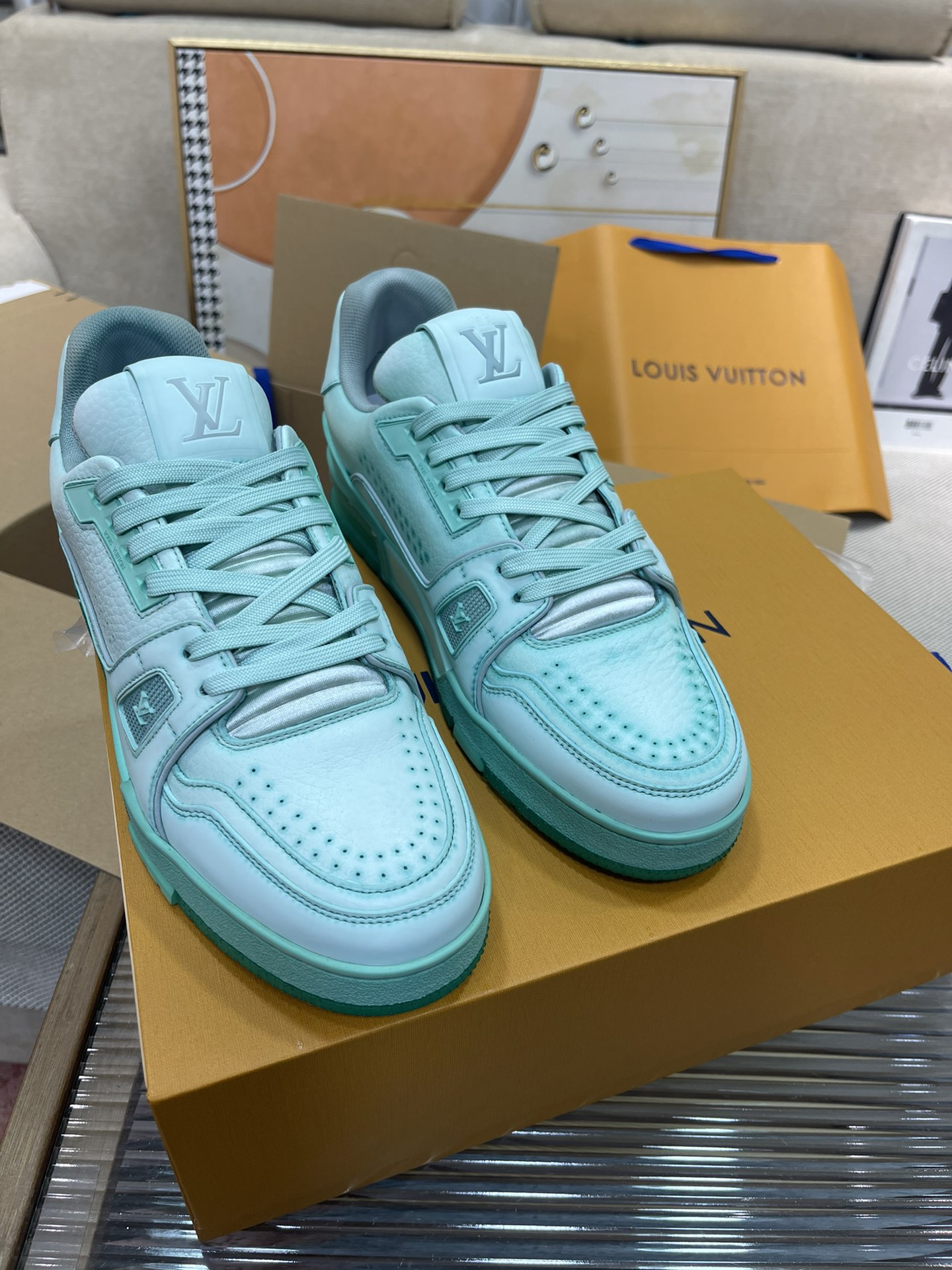 L0vis Vvtt0n Trainer Sneaker LV Mint For Women