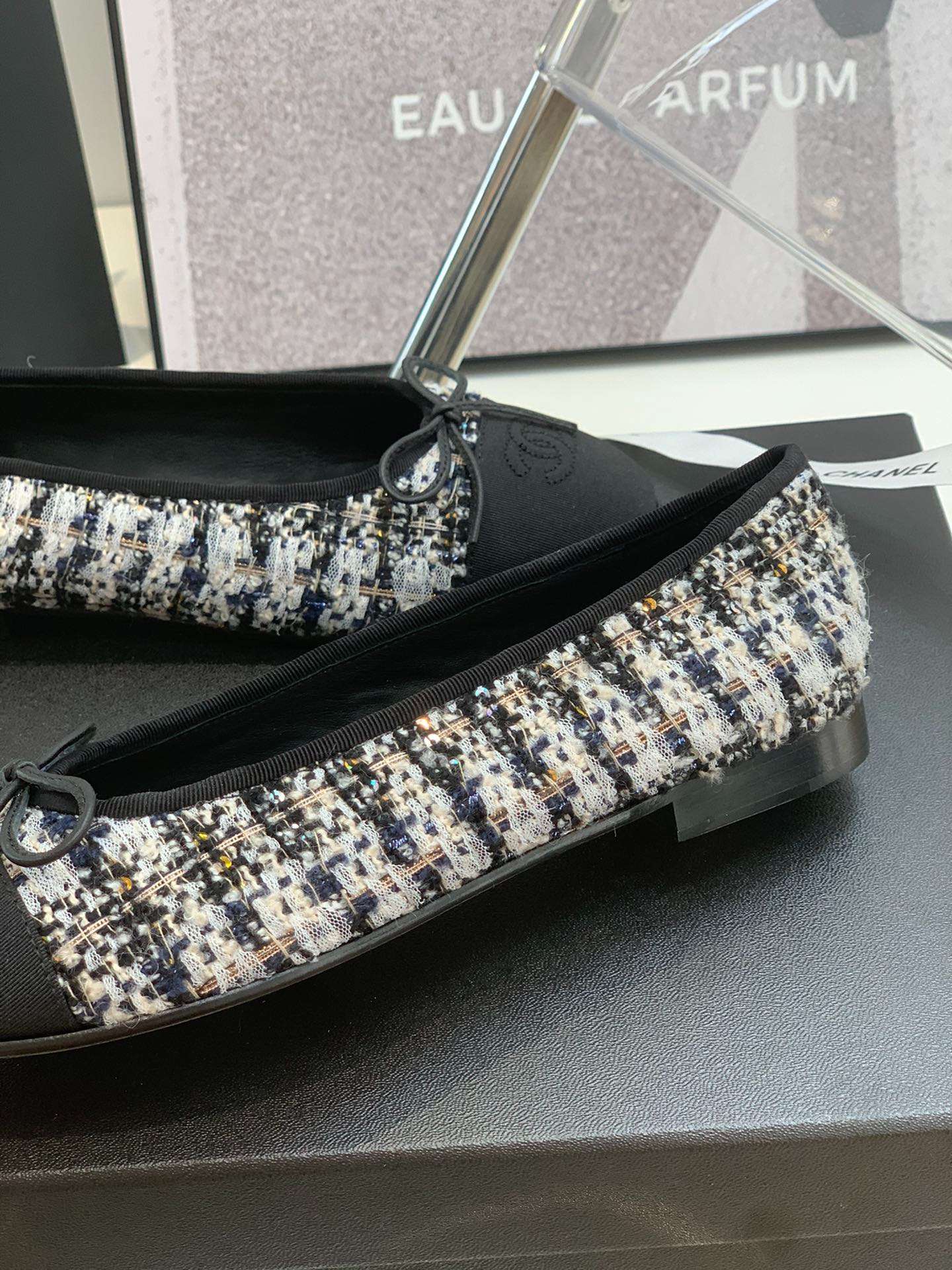 Ch**el Ballet Flats White For Women