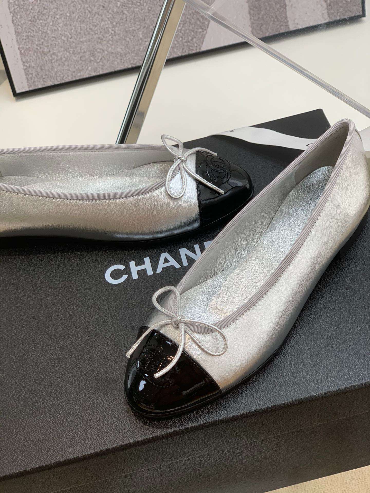 Ch**el Ballet Flats Silver For Women
