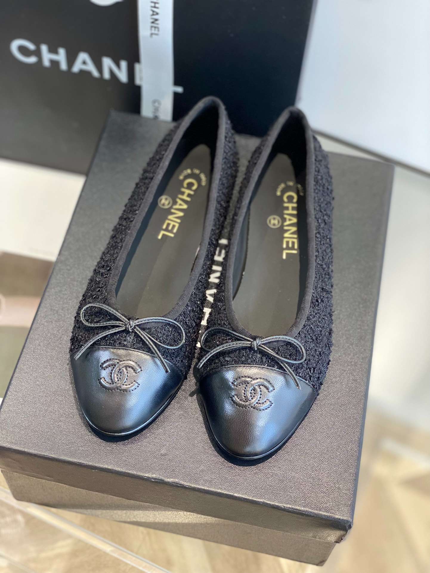 Ch**el Ballet Flats Black For Women