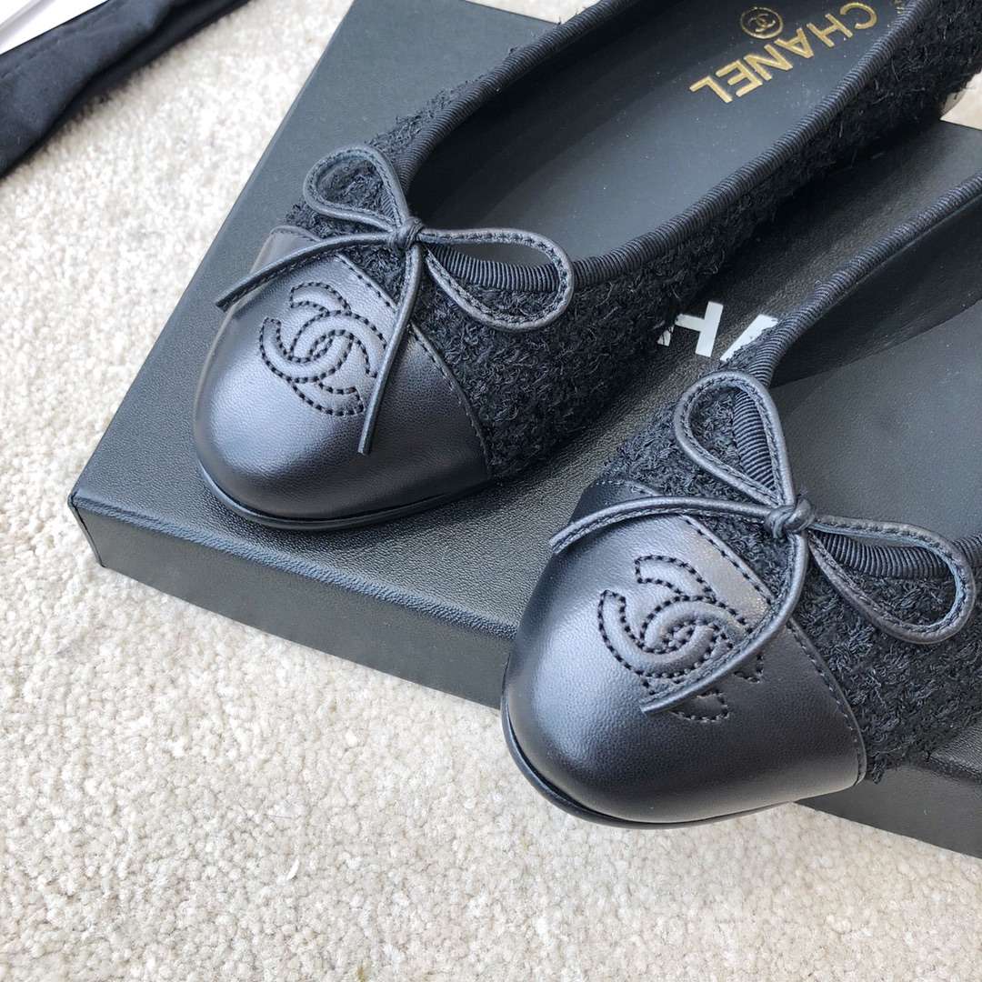 Ch**el Ballet Flats Black For Women