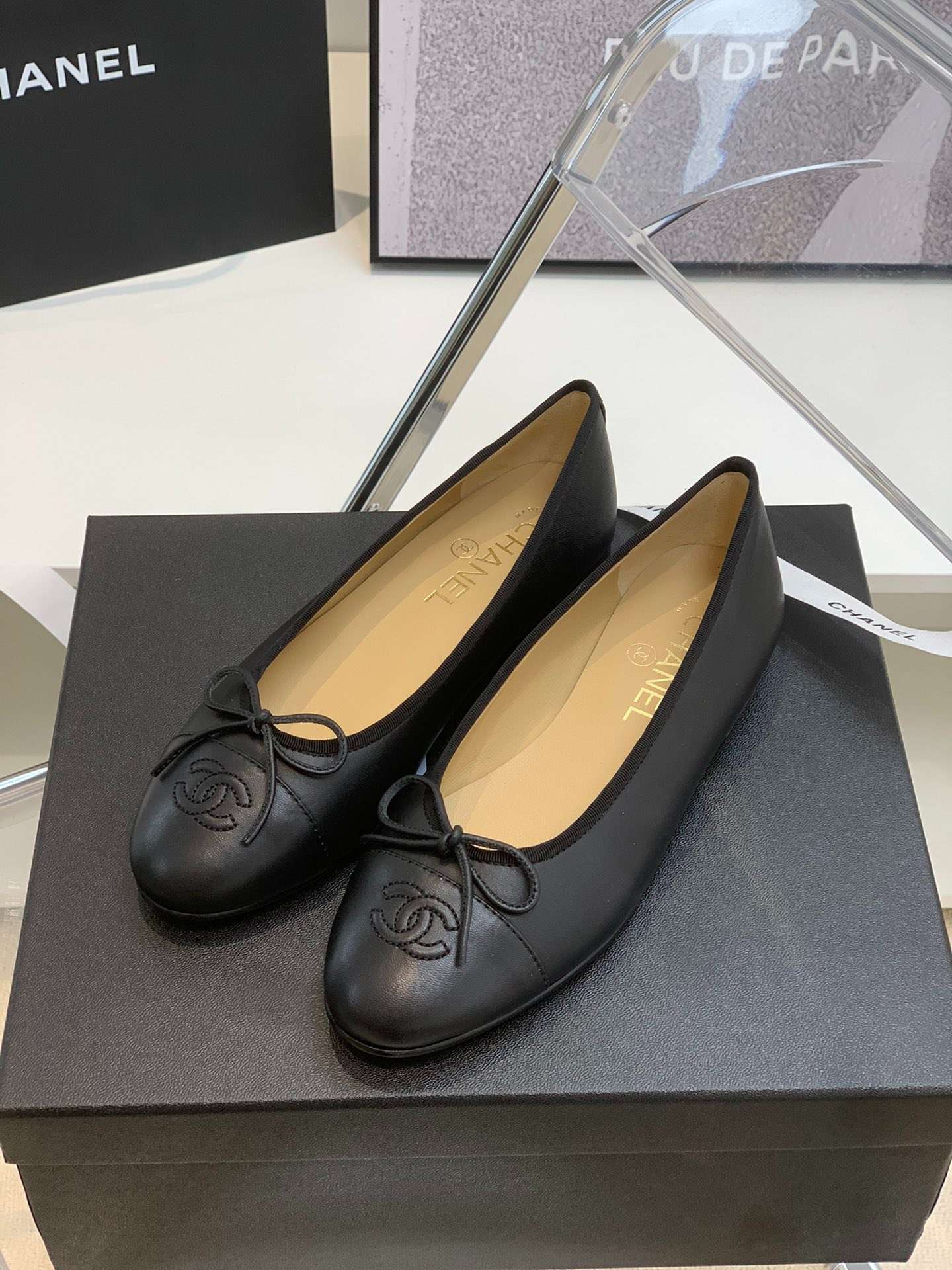 Ch**el Ballet Flats Black For Women