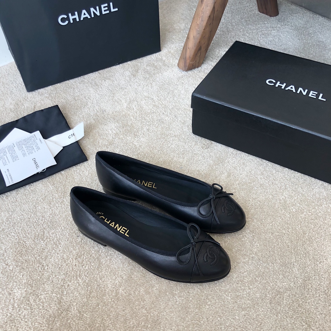 Ch**el Ballet Flats Black For Women