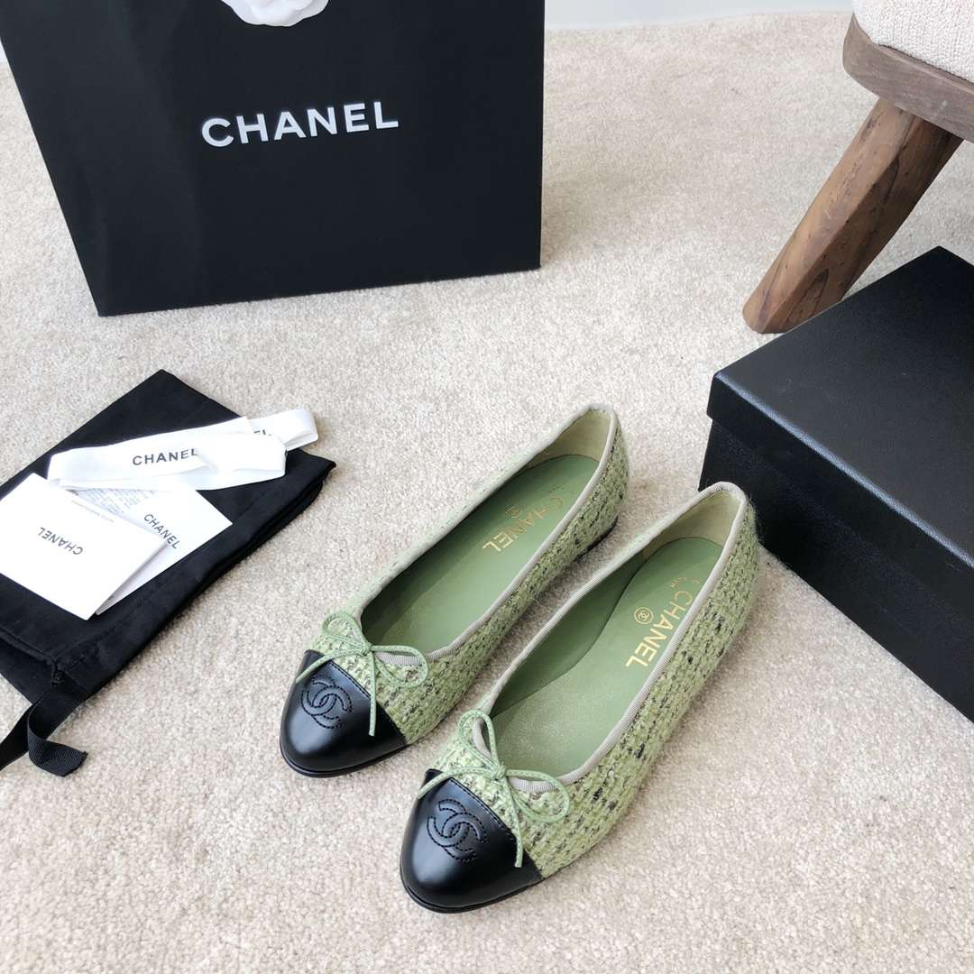 Ch**el Ballet Flats Green For Women