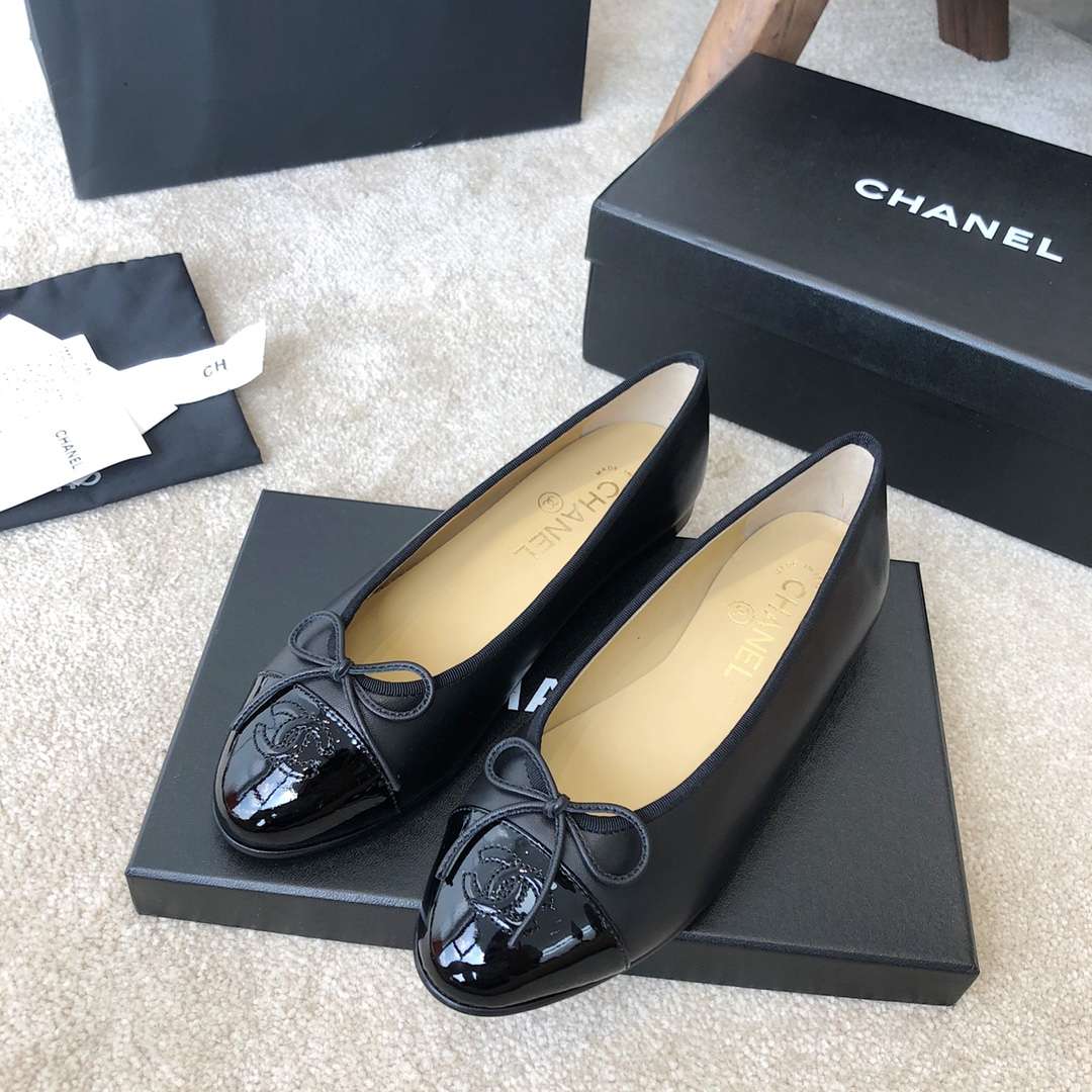 Ch**el Ballet Flats Black For Women