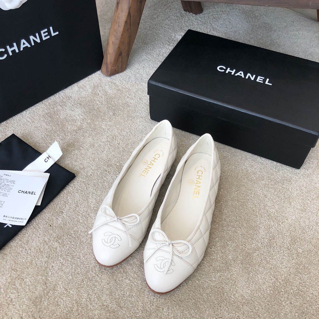 Ch**el Ballet Flats White For Women