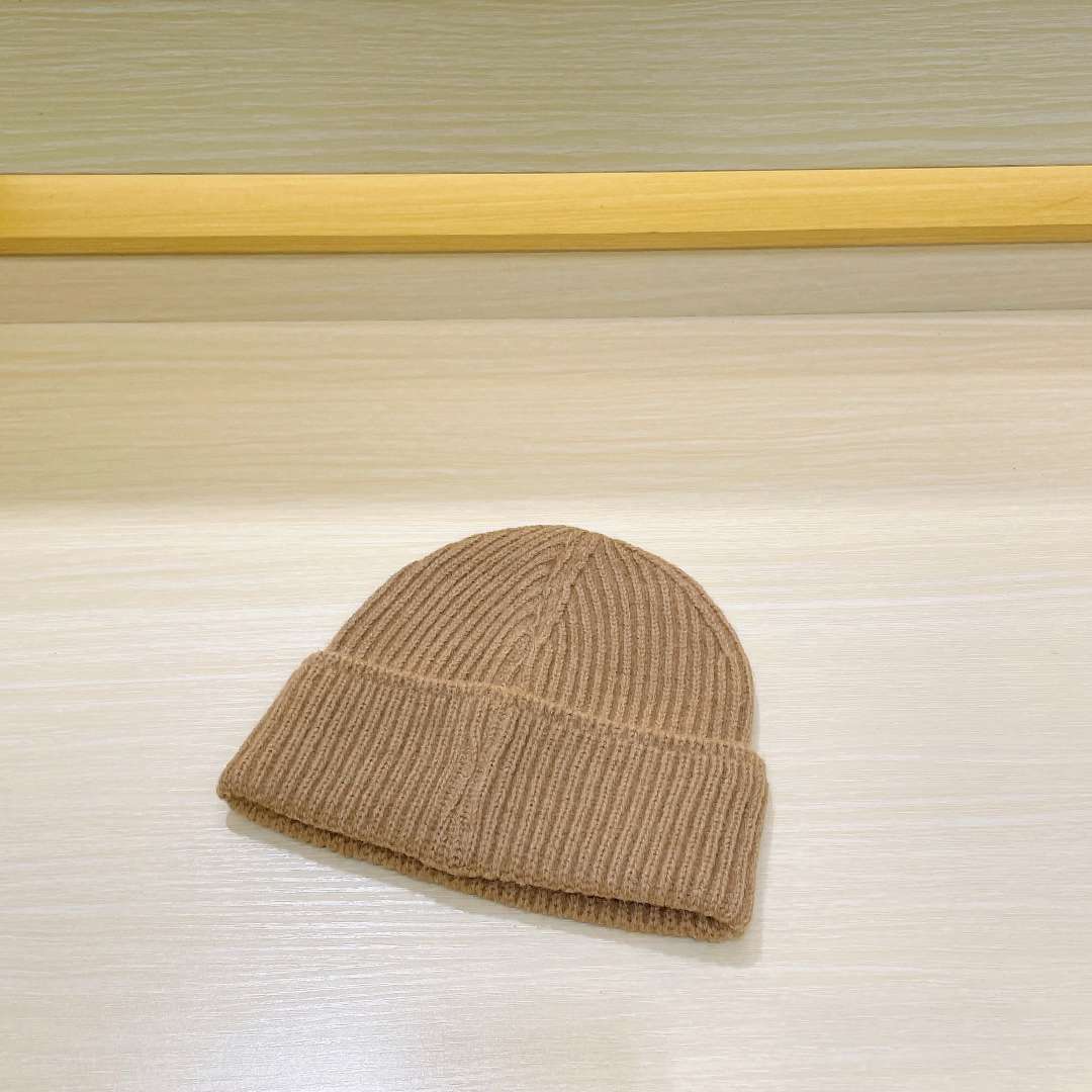 L0vis Vvtt0n Ahead Beanie Brown For Women